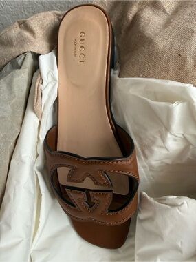 Gucci brown leather GG sandals size 37 NICE and authenticated color Cuir